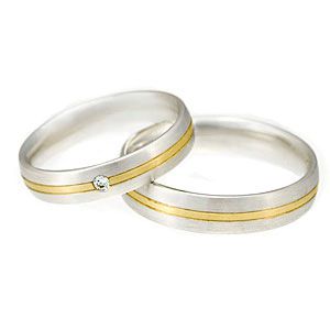 Kifinomult fehér és sárgaarany esküvői gyűrű pár