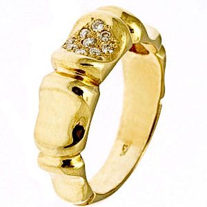 Díszes sárga arany briliáns gyűrű