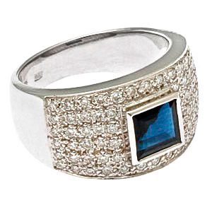 Fehérarany, briliánsokkal díszített zafír gyűrű