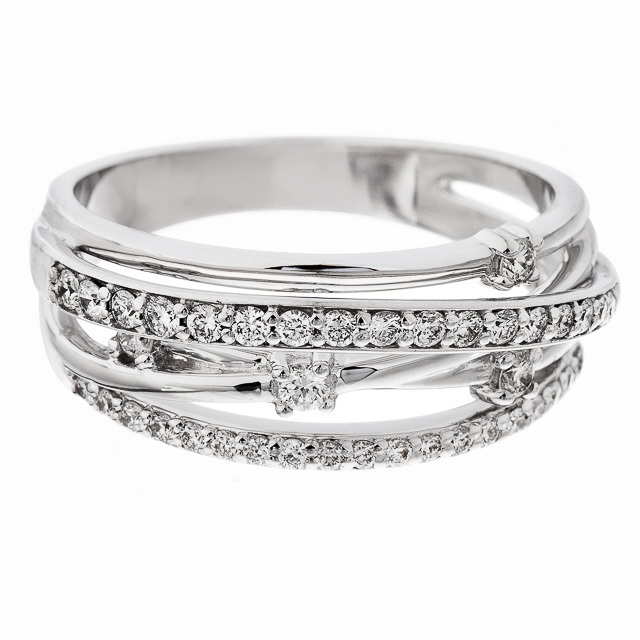 Koktél gyűrű gyémánt kövekkel