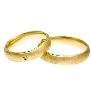 Letisztult arany jegygyűrű pár