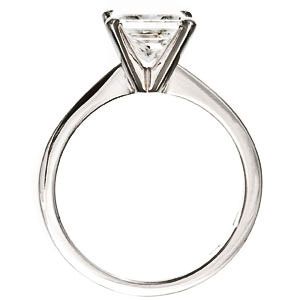 Elegáns szoliter gyűrű, nagyméretű gyémánttal